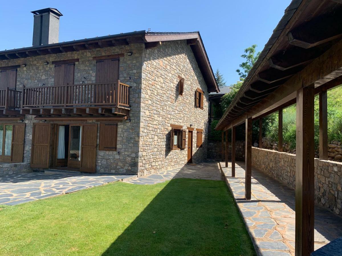 Can Marc de Pi, Bellver de Cerdanya Pi Buitenkant foto